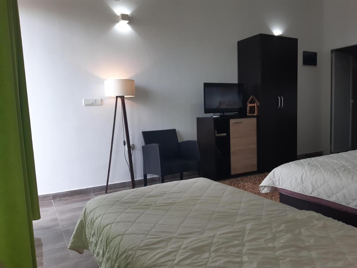 Zara Apartments Ulcinj Exterior foto