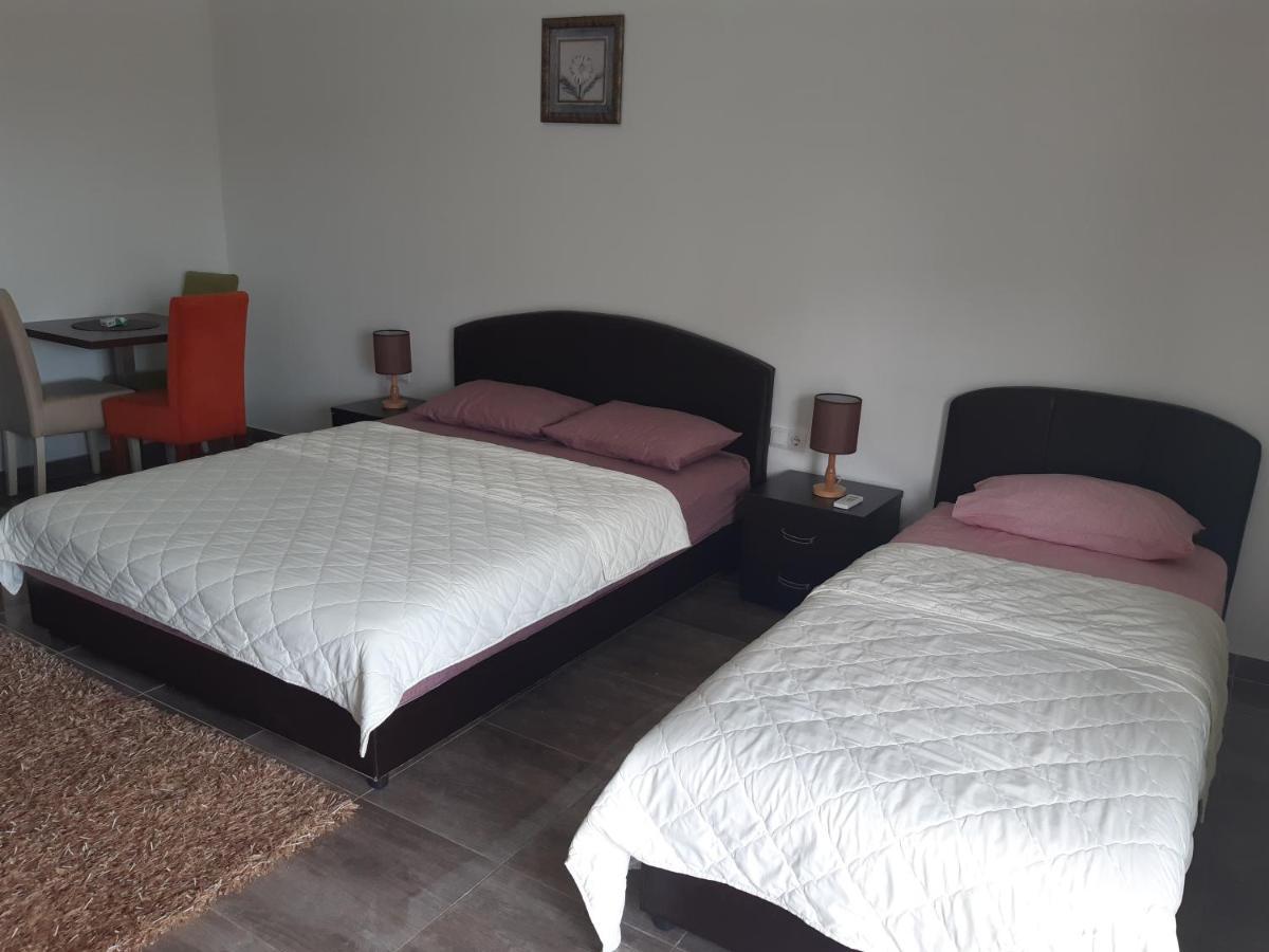 Zara Apartments Ulcinj Exterior foto